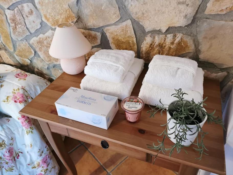 הוילה Montalbán Casa Roya מראה חיצוני תמונה