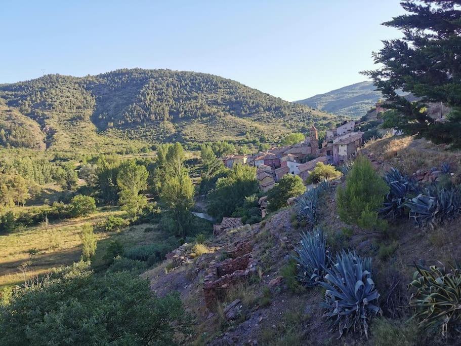 הוילה Montalbán Casa Roya מראה חיצוני תמונה